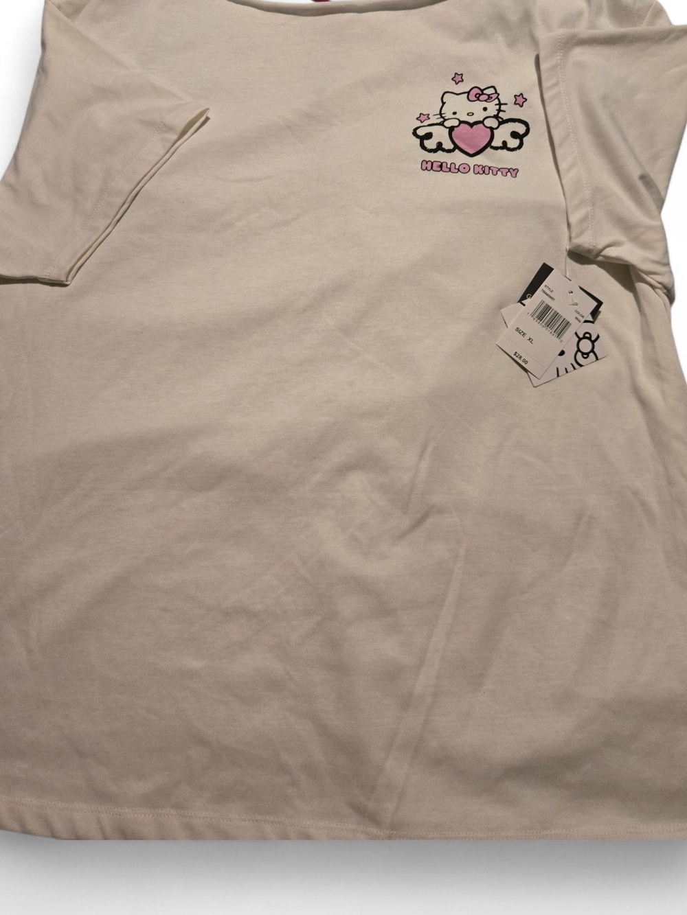 Hello Kitty Graphic Tee Off Sholder Xl